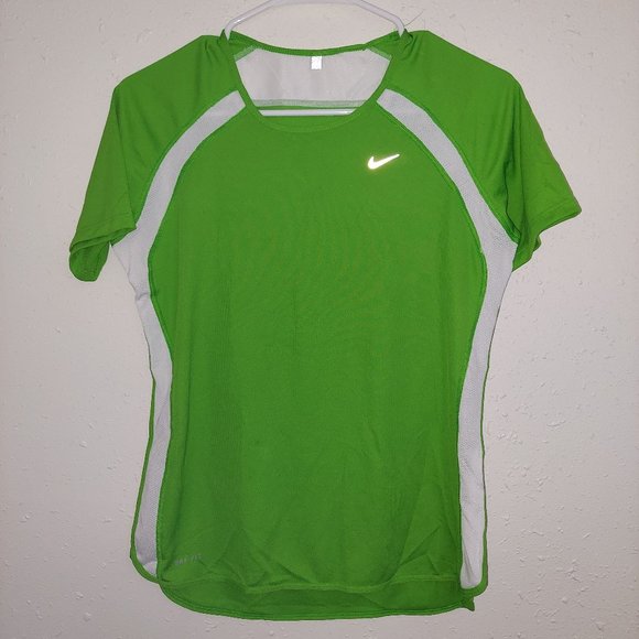 Nike Lime Green Ladies Medium Dri Fit Athletic Golf Running Shirt NWT - Picture 1 of 3